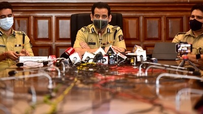 Police also told reporters that the victim and the accused Mohan Chauhan were known to each other and they share a monetary relationship(Photo by Anshuman Poyrekar/Hindustan Times) (Anshuman Poyrekar/HT PHOTO)