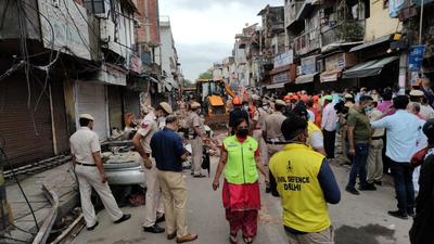 A scene from the site of building collapse in Delhi’s Malkaganj on Monday. (HT photo)