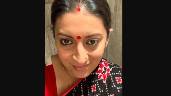 Smriti Irani shared this picture in her Instagram post. (Instagram/@smritiiraniofficial)