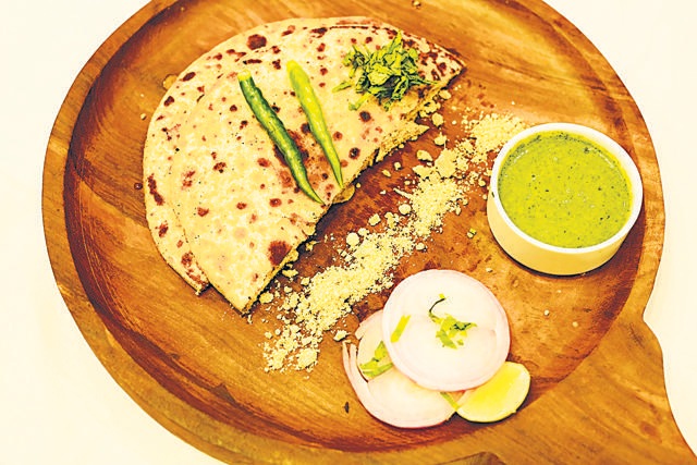 Sattu is used in several Bihari dishes due to its multiple health benefits. This is Sattu Parantha. (Photo: Manoj Verma/HT) Sattu is used in several Bihari dishes due to its multiple health benefits. This is Sattu Parantha. (Photo: Manoj Verma/HT)
