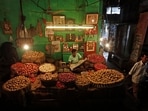 In August, most food items contracted except pulses (9.41%) and onion (62.78%).(HT file) In August, most food items contracted except pulses (9.41%) and onion (62.78%).(HT file)