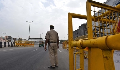 Delhi’s three jails in Tihar, Mandoli and Rohini moved to release prisoners to enforce distancing and other Covid protocol inside prison, in line with the recommendations of a a high-powered committee appointed by the Delhi high court. (HT File) Delhi’s three jails in Tihar, Mandoli and Rohini moved to release prisoners to enforce distancing and other Covid protocol inside prison, in line with the recommendations of a a high-powered committee appointed by the Delhi high court. (HT File)
