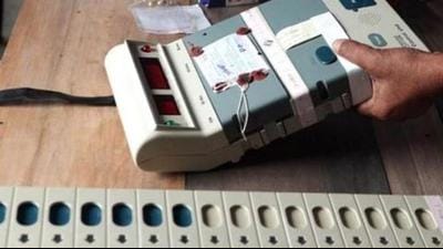 Punjab’s chief electoral officer said that 10,500 control units and 21,100 VVPATs are being transported from Madhya Pradesh to various districts of Punjab. (Image for representational purpose)