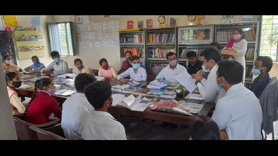 The initiative to make reading material for competitive exams available at government schools in Ambala district started at Saha’s Samlehri village on Tuesday. (HT photo)