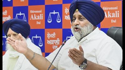 The Shiromani Akali Dal (SAD) will resume its poll meetings and rallies after September 27, the day farmers protesting against the three farm laws will observe Bharat Bandh. (PTI) The Shiromani Akali Dal (SAD) will resume its poll meetings and rallies after September 27, the day farmers protesting against the three farm laws will observe Bharat Bandh. (PTI)