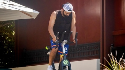Rohit Sharma training ahaead of clash against CSK (MI / Twitter)