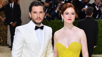 ‘Jon Snow’ Kit Harington and ‘Ygritte’ Rose Leslie arrived in style at the Met Gala red carpet. The Game Of Thrones actors looked stunning and very much in love as they posed for the cameras. While Kit wore a white tuxedo, Rose chose a citrine sleeveless gown by Oscar de la Renta featuring a sweetheart neckline and pleated hemline. (AFP) ‘Jon Snow’ Kit Harington and ‘Ygritte’ Rose Leslie arrived in style at the Met Gala red carpet. The Game Of Thrones actors looked stunning and very much in love as they posed for the cameras. While Kit wore a white tuxedo, Rose chose a citrine sleeveless gown by Oscar de la Renta featuring a sweetheart neckline and pleated hemline. (AFP)