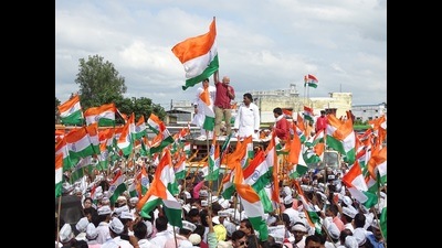 Delhi deputy CM Manish Sisodia and Uttar Pradesh incharge of AAP Sanjay Singh leading party’s tiranga yatra in Ayodhya on Tuesday (HT Photo) Delhi deputy CM Manish Sisodia and Uttar Pradesh incharge of AAP Sanjay Singh leading party’s tiranga yatra in Ayodhya on Tuesday (HT Photo)