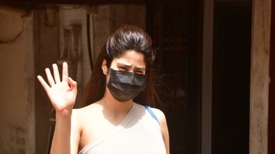 Janhvi Kapoor spotted after her pilates class. Janhvi Kapoor spotted after her pilates class.