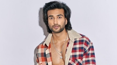 Meezaan worked as an assistant director on Gangubai Kathiawadi after making his debut as an actor. Meezaan worked as an assistant director on Gangubai Kathiawadi after making his debut as an actor.