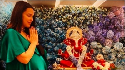 Neha Dhupia brought home a small idol of Lord Ganesha as the 10-day long Indian festival continues. (Instagram/@nehadhupia)
