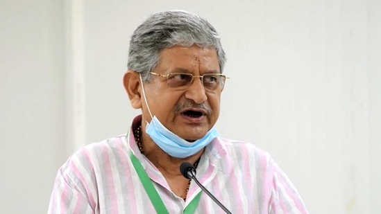 JD(U) national president Rajeev Ranjan alias Lalan Singh addressing during party's national council meeting at Janata Dal (United) office in Patna, Bihar ( Santosh Kumar/Hindustan Times)