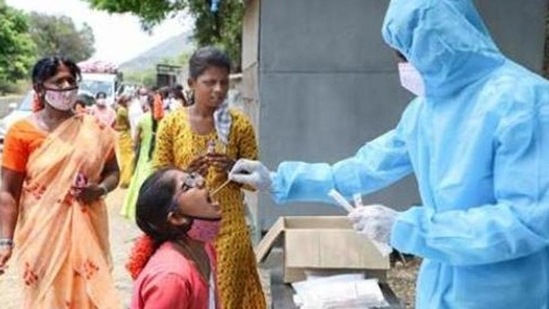 The active caseload in Andhra Pradesh was recorded at 14,412 on Tuesday.(PTI)