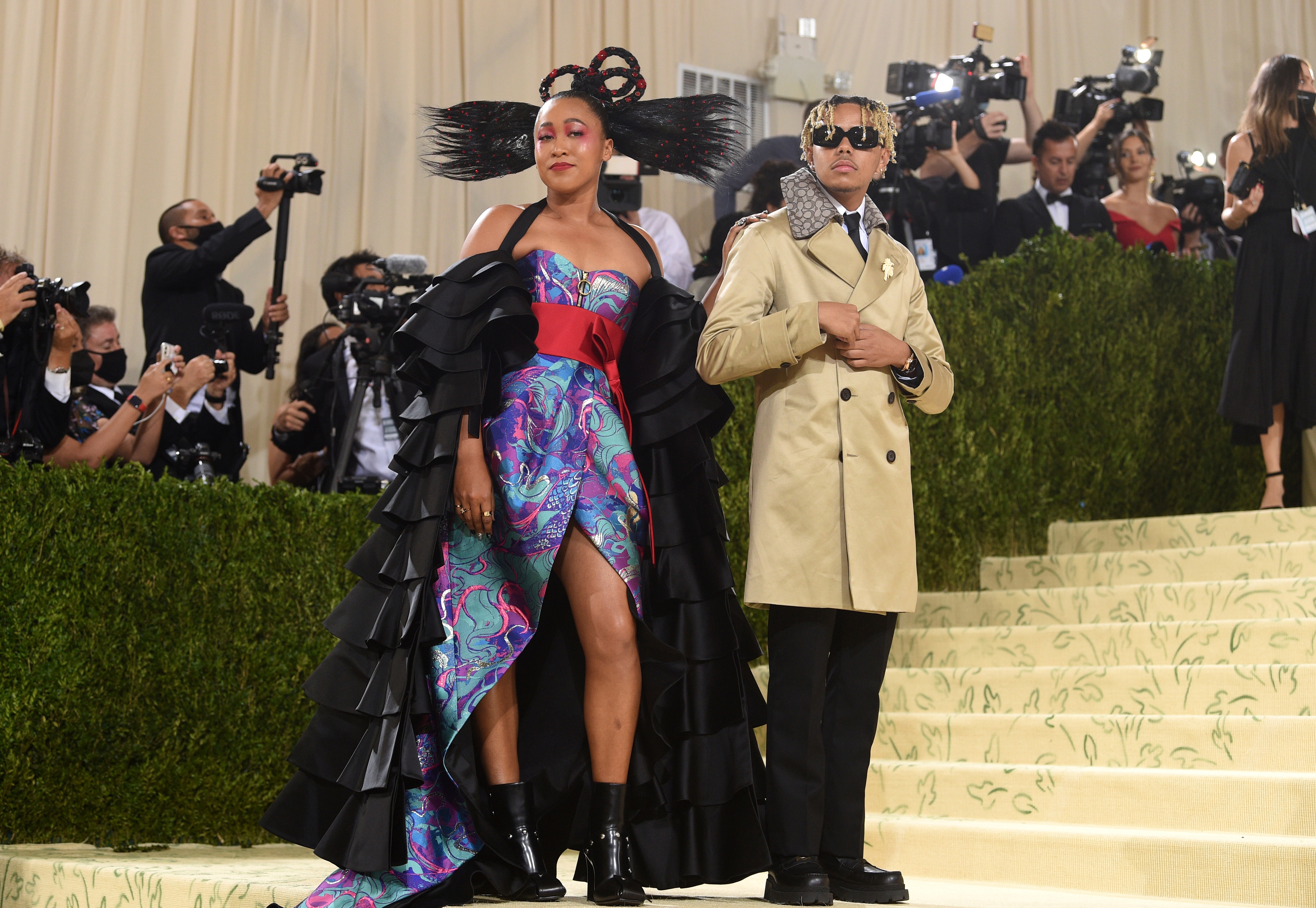 Naomi Osaka attends first Met Gala with boyfriend Cordae in custom Louis  Vuitton dress