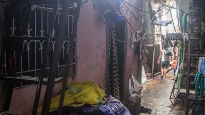 Picture of the house where Jaan Mohammad Shaikh alias Sameer Kaliya stayed with his family in Dharavi. He was allegedly part of Pakistan's organised terror module busted by Delhi Special Cell. Maharashtra ATS chief Vineet Agarwal said an ATS team visited Shaikh’s residence and conducted searches, however, nothing incriminating was found. (Pratik Chorge/HT PHOTO) Picture of the house where Jaan Mohammad Shaikh alias Sameer Kaliya stayed with his family in Dharavi. He was allegedly part of Pakistan's organised terror module busted by Delhi Special Cell. Maharashtra ATS chief Vineet Agarwal said an ATS team visited Shaikh’s residence and conducted searches, however, nothing incriminating was found. (Pratik Chorge/HT PHOTO)