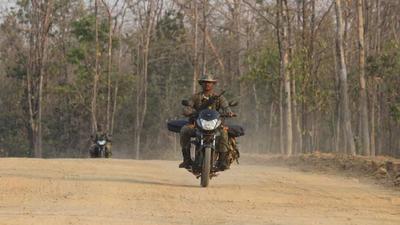 A road opening party of security forces in Maoist hotbed of Bastar region in Chhattisgarh. (HT Photo by Ritesh Mishra) A road opening party of security forces in Maoist hotbed of Bastar region in Chhattisgarh. (HT Photo by Ritesh Mishra)