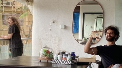 Hrithik Roshan shared a picture with his mother Pinkie Roshan. Hrithik Roshan shared a picture with his mother Pinkie Roshan.