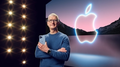 The 'Dum Maaro Dum'-inspired tune played during the Apple event 2021, when the company's CEO Tim Cook arrived to present the product line-up at the auditorium in Apple's headquarters. (AFP) The 'Dum Maaro Dum'-inspired tune played during the Apple event 2021, when the company's CEO Tim Cook arrived to present the product line-up at the auditorium in Apple's headquarters. (AFP)