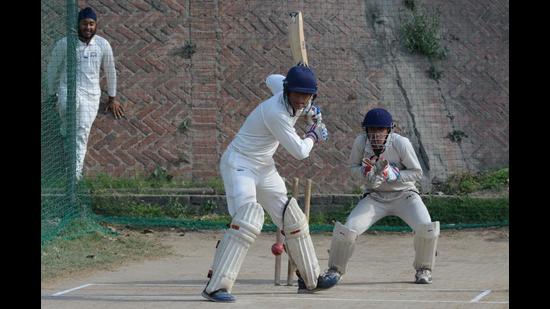 Chandigarh Cricket Association in association with the Haryana Cricket Association will conduct the trials at SD Senior Secondary School in Sector 24. (HT File Photo)