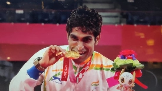 Pramod Bhagat won gold medal in Tokyo Paralympics 2020
