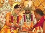 Abhishek Bachchan and Aishwarya Rai got married in 2007. Abhishek Bachchan and Aishwarya Rai got married in 2007.