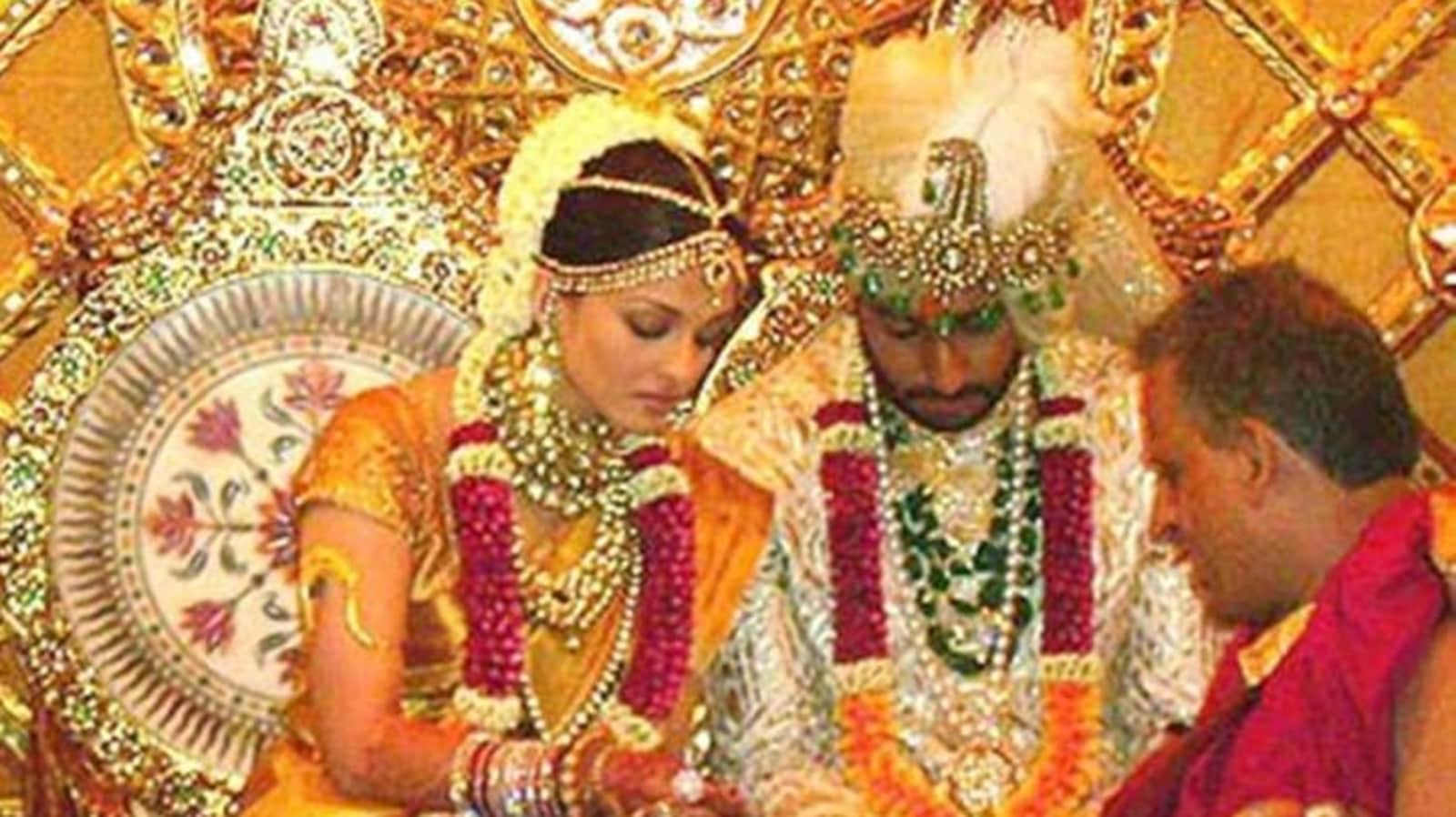 aishwarya abhishek wedding card