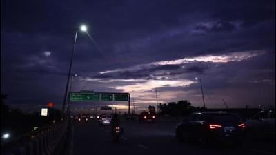 Delhi on Thursday crossed the rainfall record of 1975 when the rain gauges clocked 1155.mm. (Sanjeev Verma/HT PHOTO) Delhi on Thursday crossed the rainfall record of 1975 when the rain gauges clocked 1155.mm. (Sanjeev Verma/HT PHOTO)