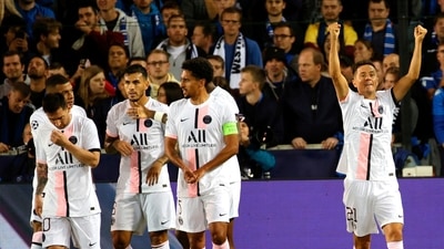 PSG's Ander Herrera, right, celebrates after scoring the opening goal of the match during the Champions League match. (AP) PSG's Ander Herrera, right, celebrates after scoring the opening goal of the match during the Champions League match. (AP)