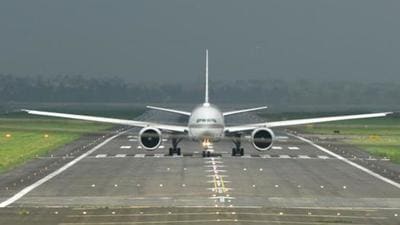 With the majority of people having taken both doses of the Covid-19 vaccine, the footfall of flyers has increased to about 10,000 on weekdays and around 15,000 over weekends at Pune’s Lohegaon airport. (HT PHOTO) With the majority of people having taken both doses of the Covid-19 vaccine, the footfall of flyers has increased to about 10,000 on weekdays and around 15,000 over weekends at Pune’s Lohegaon airport. (HT PHOTO)