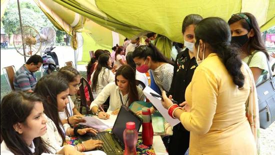 As many as 1,542 youngsters and 50 companies took part in the mega job mela at SRS Government Polytechnic College for Girls, Ludhiana, on Thursday. (HT Photo)