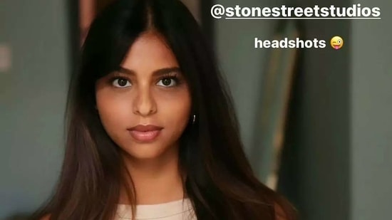 Suhana Khan Highlights Her Bling By Covering The Face In Her New Post