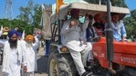Farmers shout slogans as they make their way to Delhi to join farmers who are continuing their protest against the central government's agricultural reforms in the village Jandiala on the outskirts of Amritsar on September 15, 2021. (AFP) Farmers shout slogans as they make their way to Delhi to join farmers who are continuing their protest against the central government's agricultural reforms in the village Jandiala on the outskirts of Amritsar on September 15, 2021. (AFP)
