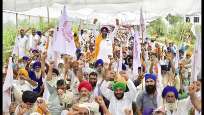 Farmers of Punjab are spearheading the agitation against the three farm laws for the past one year. Here they are seen blocking rail traffic in Amritsar district last year. (HT file photo) Farmers of Punjab are spearheading the agitation against the three farm laws for the past one year. Here they are seen blocking rail traffic in Amritsar district last year. (HT file photo)