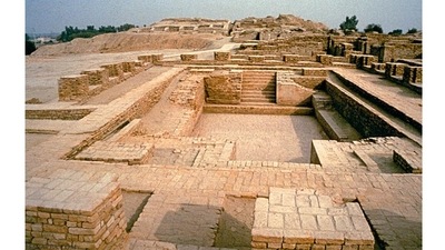 8,000 years Before Present: The Indus Valley Civilisation stretches from present-day Afghanistan, through Pakistan and into northwestern India, making it the most extensive of the world’s three earliest civilisations (the other two being in Egypt and Mesopotamia). In the photo is a view of the great bath and granary from Mohenjo Daro, one of the Indus Valley Civilisation’s busy cities, currently in Pakistan’s Sindh province. (Harappa.com / Jonathan Mark Kenoye) 8,000 years Before Present: The Indus Valley Civilisation stretches from present-day Afghanistan, through Pakistan and into northwestern India, making it the most extensive of the world’s three earliest civilisations (the other two being in Egypt and Mesopotamia). In the photo is a view of the great bath and granary from Mohenjo Daro, one of the Indus Valley Civilisation’s busy cities, currently in Pakistan’s Sindh province. (Harappa.com / Jonathan Mark Kenoye)