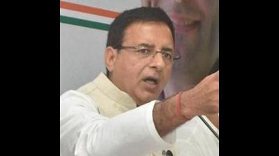 Congress general secretary Randeep Singh Surjewala said three murders, four rapes and eight kidnappings were occurring each day in the state. (HT File)