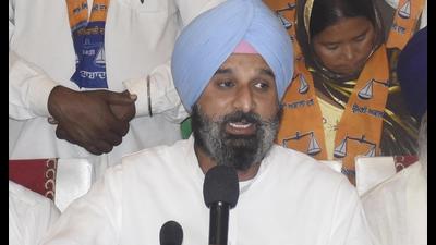 Terming the appointment of Gursher Singh, revenue minister Gurpreet Kangar’s son-in-law, as patently illegal, former SAD minister Bikram Singh Majithia said ‘ghar ghar naukri’ scheme was meant for Congress leaders’ kin