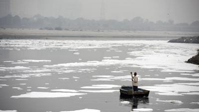 Water pollution on the Yamuna river in Delhi. (HT Photo) Water pollution on the Yamuna river in Delhi. (HT Photo)