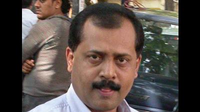 MVA allies the Congress and NCP said it was a known fact that Sachin Vaze was the right hand of former Mumbai Police chief Param Bir Singh. (HT FILE) MVA allies the Congress and NCP said it was a known fact that Sachin Vaze was the right hand of former Mumbai Police chief Param Bir Singh. (HT FILE)