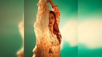 Sonam Kapoor loves her easy-breezy look for her Indian soul. (Instagram/@sonamkapoor) Sonam Kapoor loves her easy-breezy look for her Indian soul. (Instagram/@sonamkapoor)