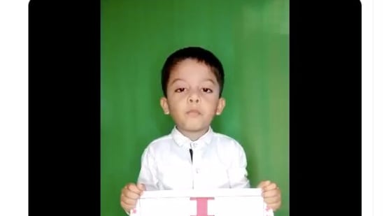 The four-year-old boy posted a video on Twitter to seek justice. The four-year-old boy posted a video on Twitter to seek justice. 