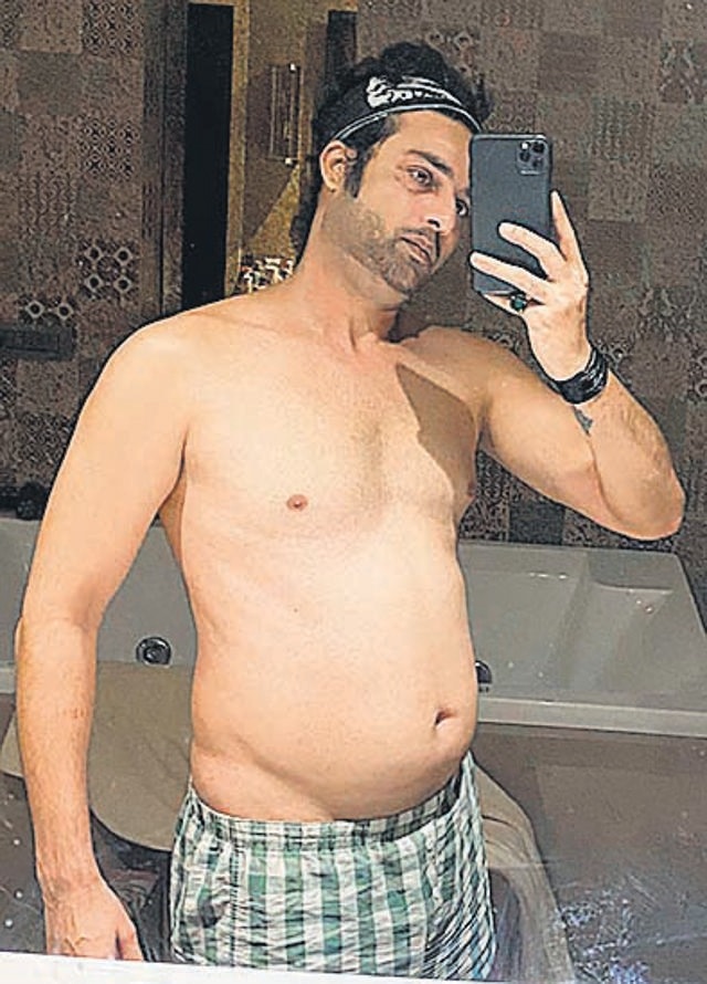 Himanshu Soni with extra weight.