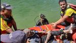 SDRF personnel during the search operation at Tehri Lake on Saturday. (HT PHOTO.) SDRF personnel during the search operation at Tehri Lake on Saturday. (HT PHOTO.)