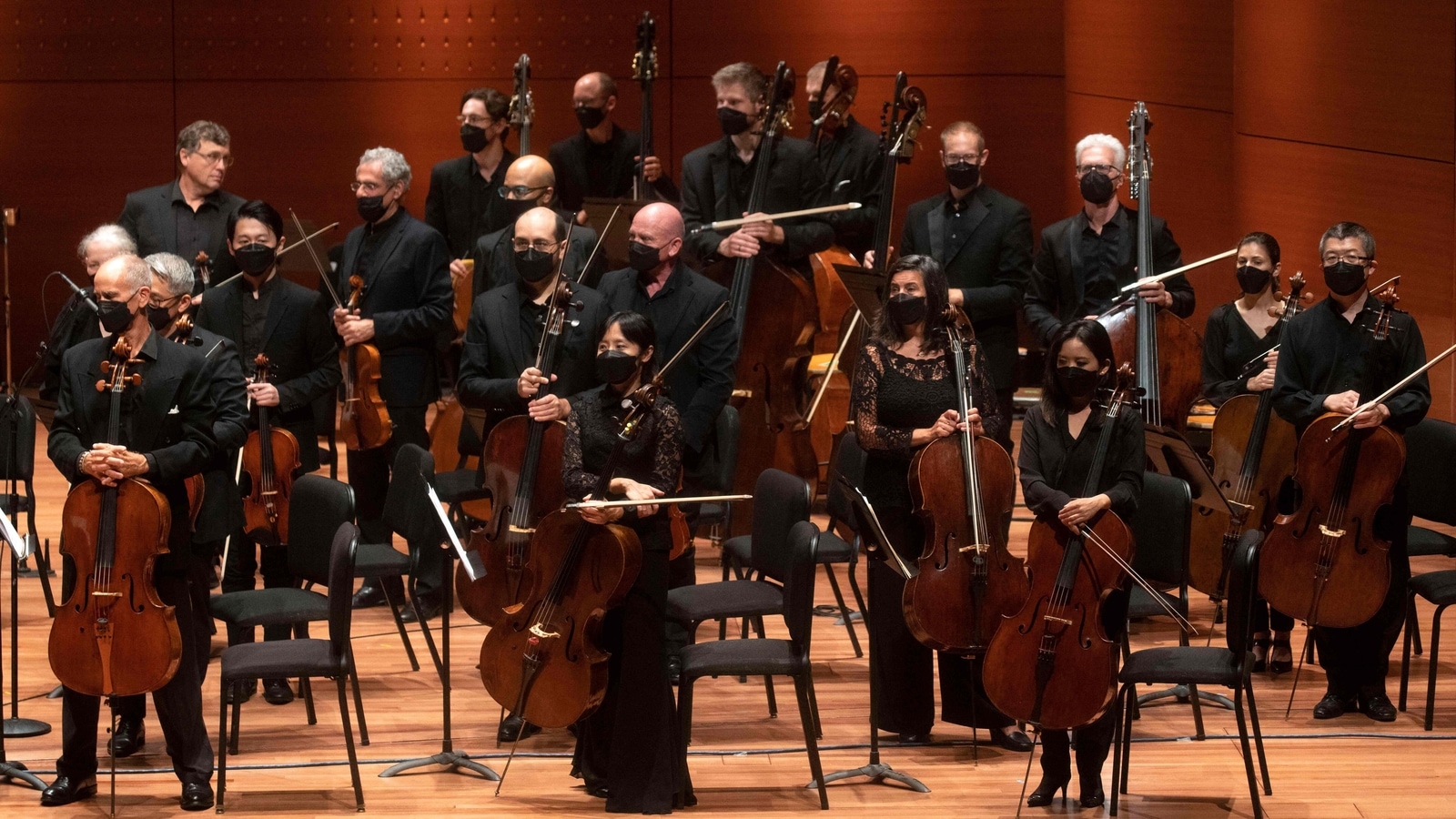 Photos: New York Philharmonic opens new season after 556 days