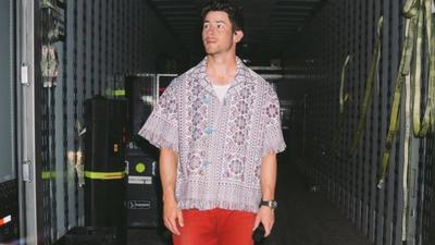 Solapuri chaddar came into the limelight last week after actor Priyanka Chopra’s pop-star husband Nick Jonas flaunted a printed shirt resembling the same fabric and design. (TWITTER)