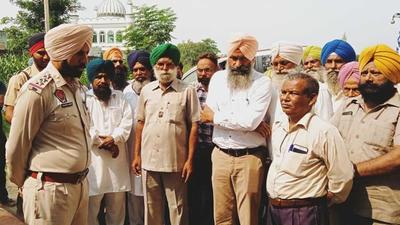 The Ludhiana man’s family contended that if the victim was ill, the dera head should have sent him to the hospital. They alleged that the victim had died in mysterious circumstances and his neck was broken. (HT PHOTO )