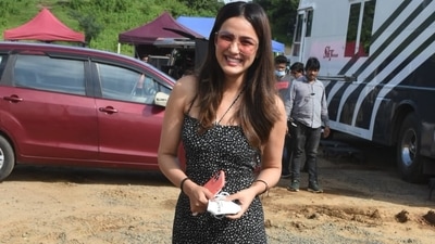 Jasmin Bhasin was snapped outside the Bigg Boss OTT set. (Varinder Chawla) Jasmin Bhasin was snapped outside the Bigg Boss OTT set. (Varinder Chawla)