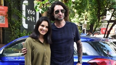 Actor Sunny Leone and her husband Daniel Weber were snapped in Versova. (Varinder Chawla) Actor Sunny Leone and her husband Daniel Weber were snapped in Versova. (Varinder Chawla)