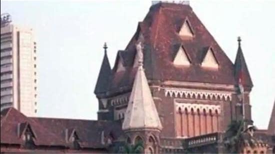 The developer of the Bandra society had moved the Bombay high court in 2019 after seven of the total 76 flat owners and five of the total 20 garage owners refused to vacate their respective premises for redevelopment of the society (HT File) The developer of the Bandra society had moved the Bombay high court in 2019 after seven of the total 76 flat owners and five of the total 20 garage owners refused to vacate their respective premises for redevelopment of the society (HT File)