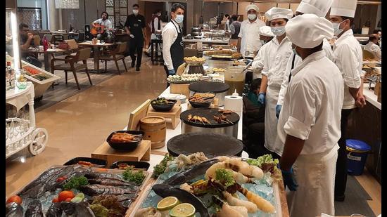 The Sunday Brunch at a city hotel (HT Photo) The Sunday Brunch at a city hotel (HT Photo)