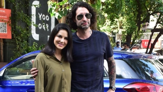 Actor Sunny Leone and her husband Daniel Weber were snapped in Versova. (Varinder Chawla)